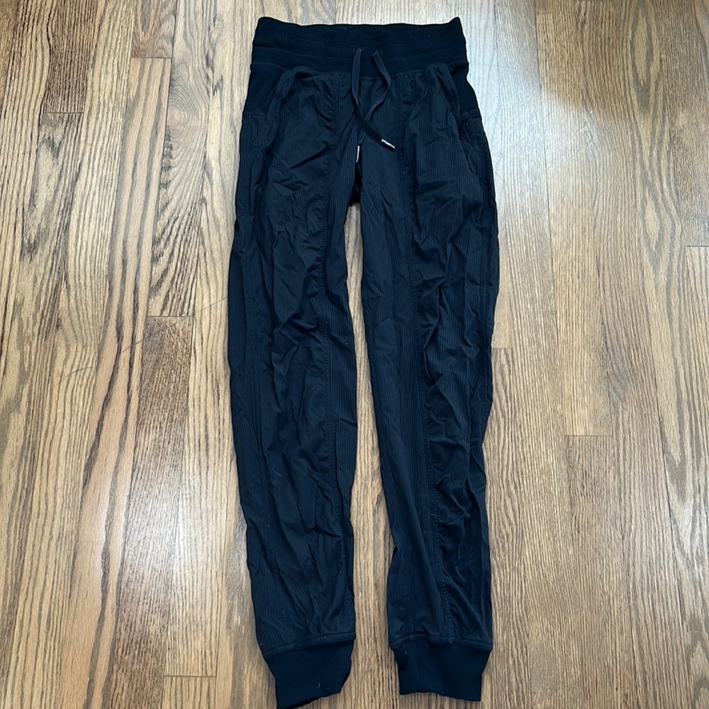 Lululemon Dance Studio Mid-Rise Jogger *Full Length {Color: Black, Size 0}